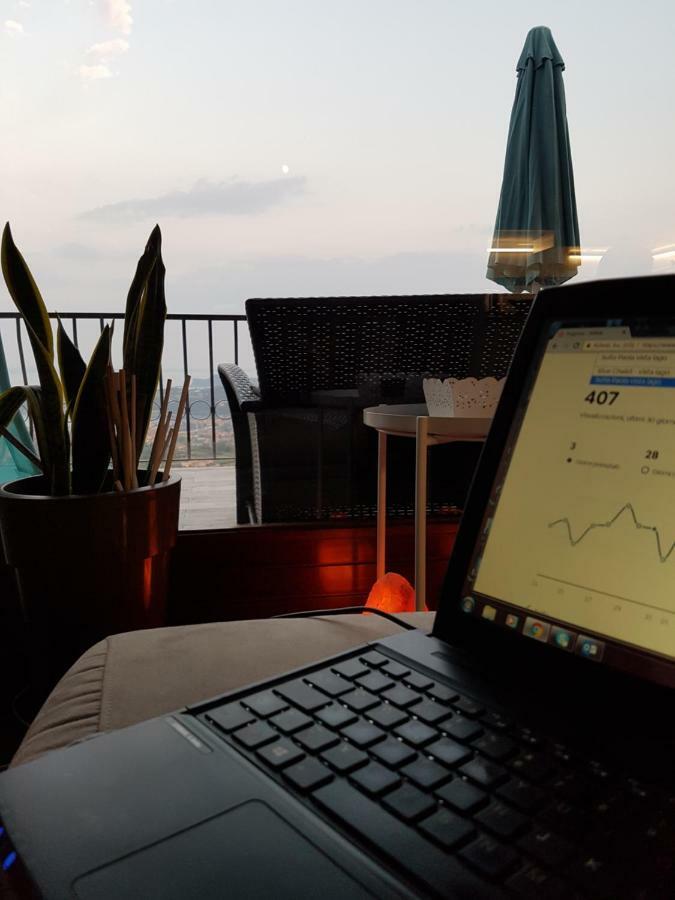 Blue Chalet Villanuova sul clisi Ngoại thất bức ảnh